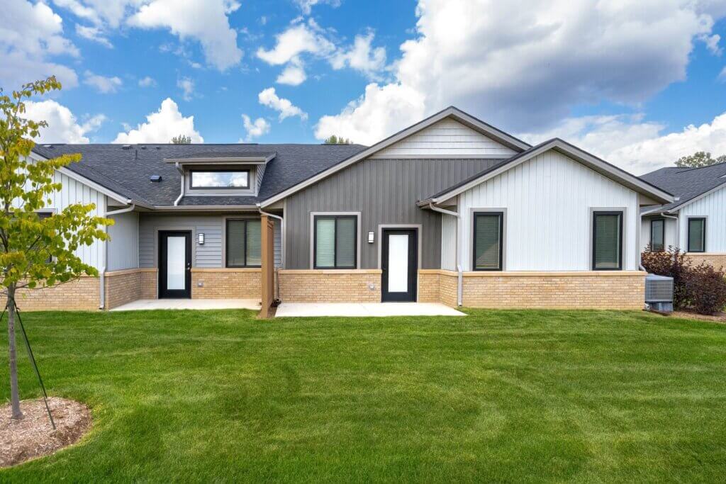 Exterior view of Woodview Commons Ranch Homes in Ann Arbor Michigan, a commercial construction project that consisted of Multifamily housing